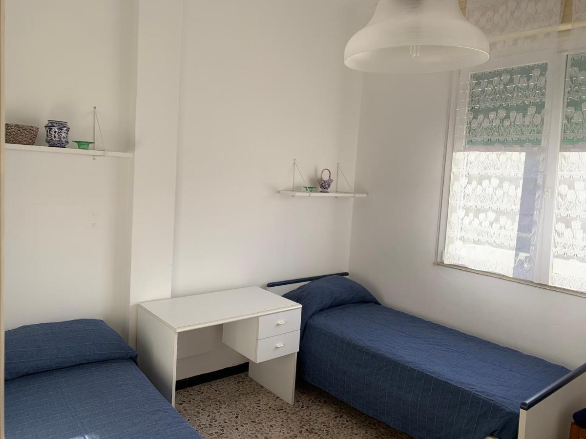 Casa Bianca 6 - Confortevole In Centro A モネーリア エクステリア 写真